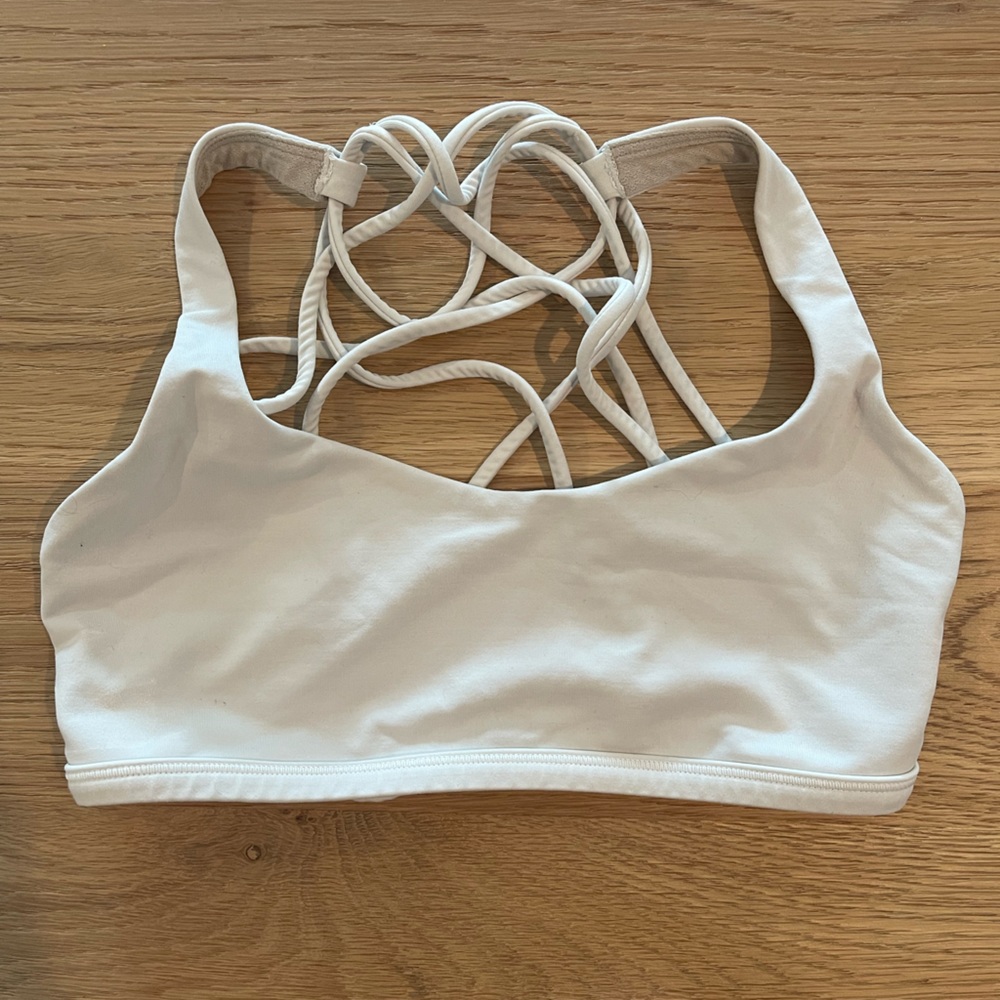 Lulu lemon spots bra white